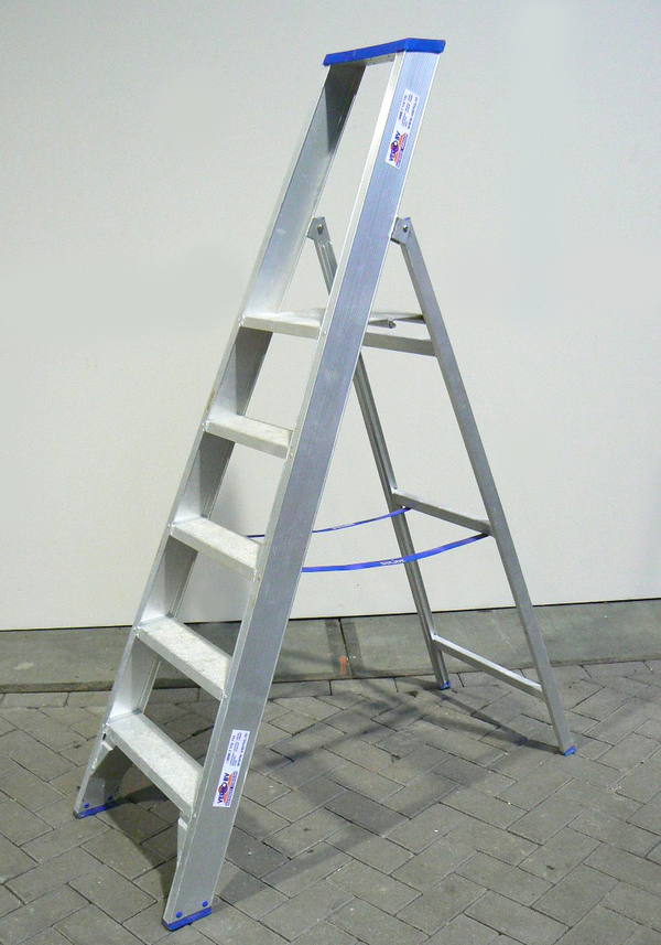 Trapladder 1,50 m/ 6 treden