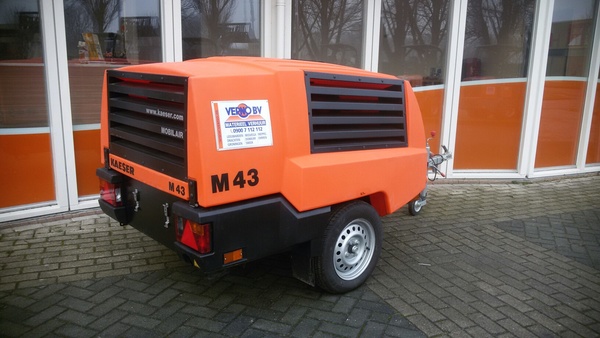Compressor 4,2 m³ | Diesel | SGG | Vloeistofdichte bodem