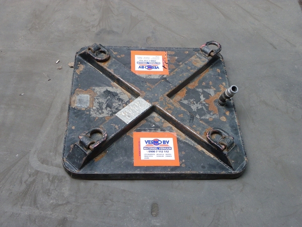 Stelconplatennap 75 x 75 max. 1.500 kg