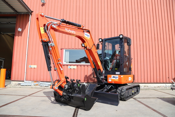 Mini-Graafmachine 3.700 kilo/diesel